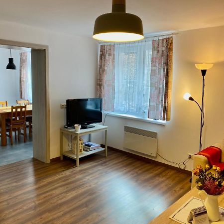 Ubytovanie Strateny Budzogan Klace Bagian luar foto